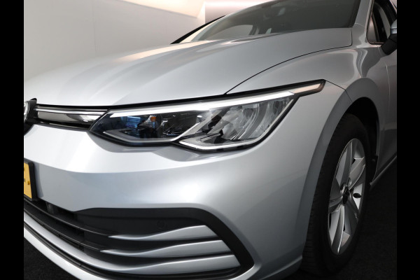 Volkswagen Golf 1.0 TSI Life 110 pk | Navigatie | Parkeersensoren | Adaptieve cruise control | Autom. airco | Apple Carplay/Android Auto |