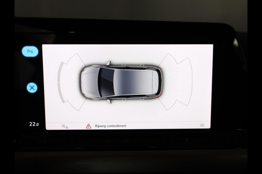 Volkswagen Golf 1.0 TSI Life 110 pk | Navigatie | Parkeersensoren | Adaptieve cruise control | Autom. airco | Apple Carplay/Android Auto |