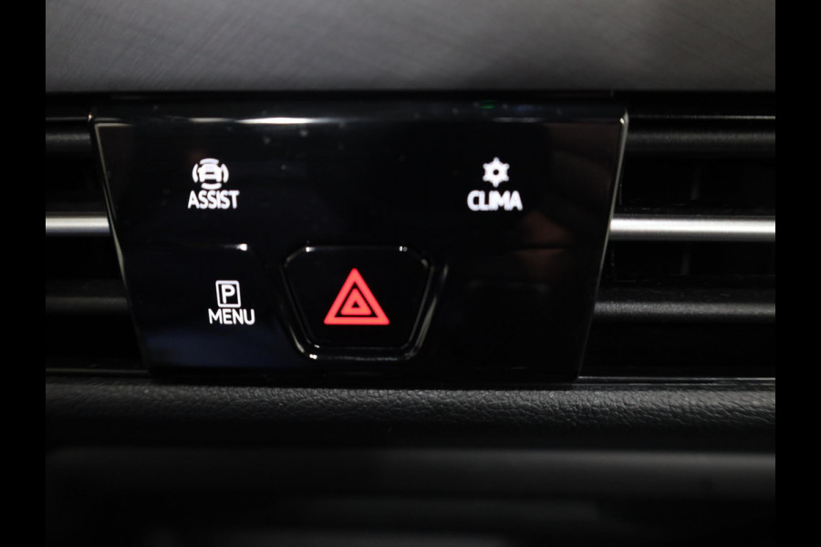 Volkswagen Golf 1.0 TSI Life 110 pk | Navigatie | Parkeersensoren | Adaptieve cruise control | Autom. airco | Apple Carplay/Android Auto |