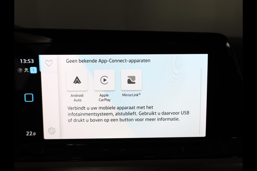 Volkswagen Golf 1.0 TSI Life 110 pk | Navigatie | Parkeersensoren | Adaptieve cruise control | Autom. airco | Apple Carplay/Android Auto |