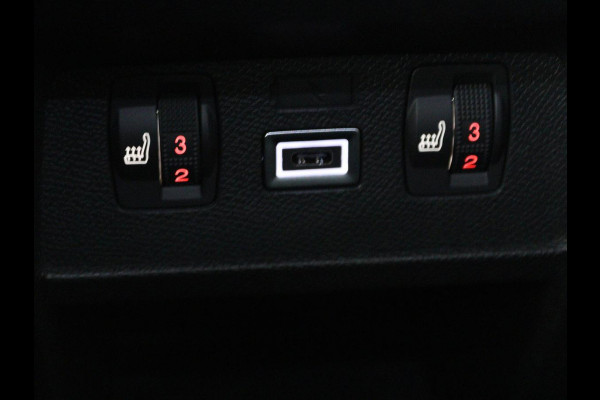 Opel Astra 1.6 Turbo Plug In Hybrid Ultimate GS | Panoramadak | Stoelventilatie | Head-Up | Leder | Massage | Trekhaak | Adaptive cruise | 360 camera | Full LED | Achterbankverwarming