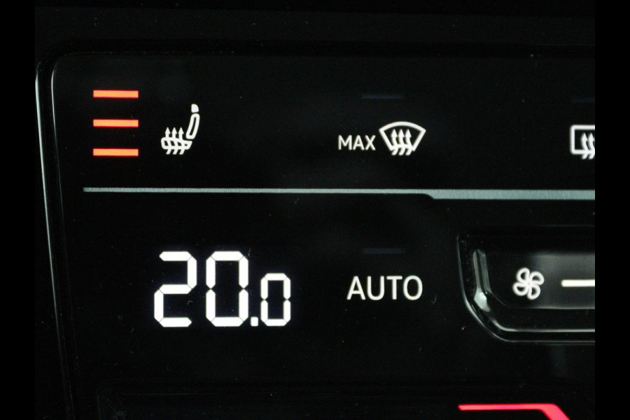 Volkswagen Passat 2.0 TDI Comfort Business | Stoelverwarming | Camera | Adaptive cruise | Carplay | Massage | Navigatie | Full LED | Parkeerhulp