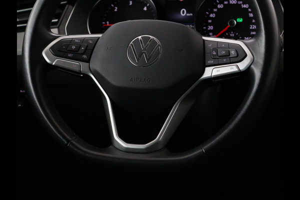 Volkswagen Passat 2.0 TDI Comfort Business | Stoelverwarming | Camera | Adaptive cruise | Carplay | Massage | Navigatie | Full LED | Parkeerhulp