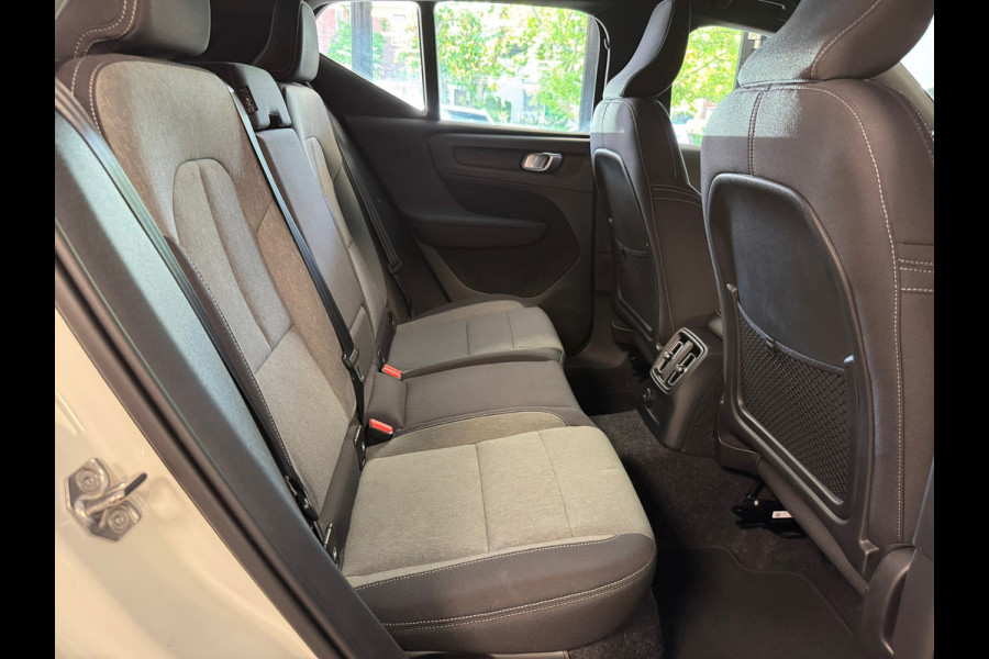 Volvo XC40 1.5 T5 Recharge Inscription AUT. AIRCO NAVIGATIE CRUISE PDC APPLE CARPLAY LANE ASSIST KEYLES-GO