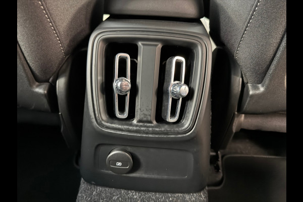 Volvo XC40 1.5 T5 Recharge Inscription AUT. AIRCO NAVIGATIE CRUISE PDC APPLE CARPLAY LANE ASSIST KEYLES-GO