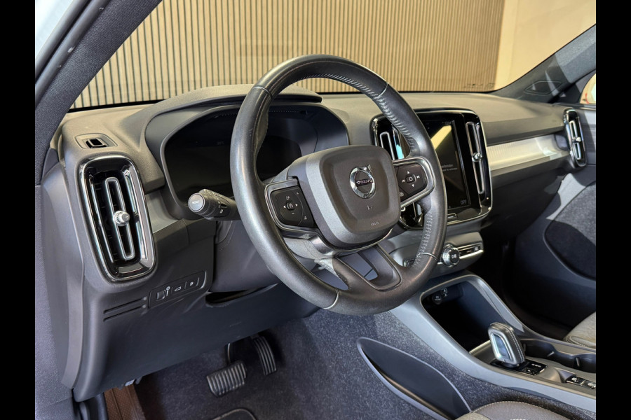 Volvo XC40 1.5 T5 Recharge Inscription AUT. AIRCO NAVIGATIE CRUISE PDC APPLE CARPLAY LANE ASSIST KEYLES-GO