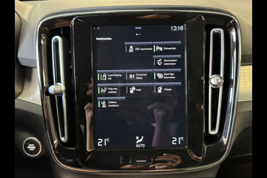 Volvo XC40 1.5 T5 Recharge Inscription AUT. AIRCO NAVIGATIE CRUISE PDC APPLE CARPLAY LANE ASSIST KEYLES-GO