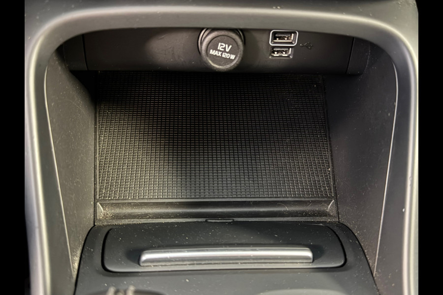 Volvo XC40 1.5 T5 Recharge Inscription AUT. AIRCO NAVIGATIE CRUISE PDC APPLE CARPLAY LANE ASSIST KEYLES-GO