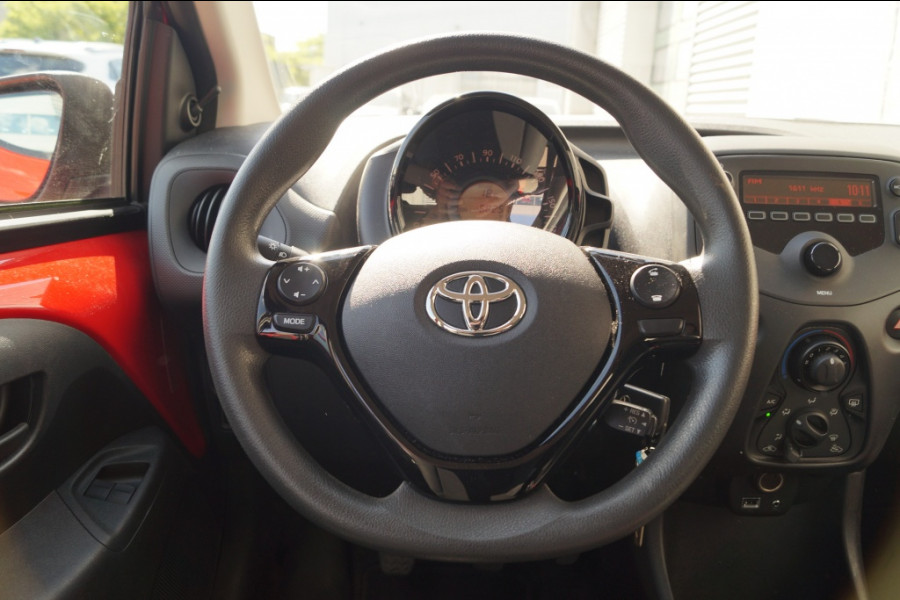 Toyota Aygo 1.0 VVT-i X-Fun -AIRCO-CRUISE-