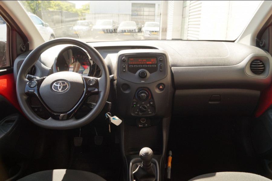 Toyota Aygo 1.0 VVT-i X-Fun -AIRCO-CRUISE-