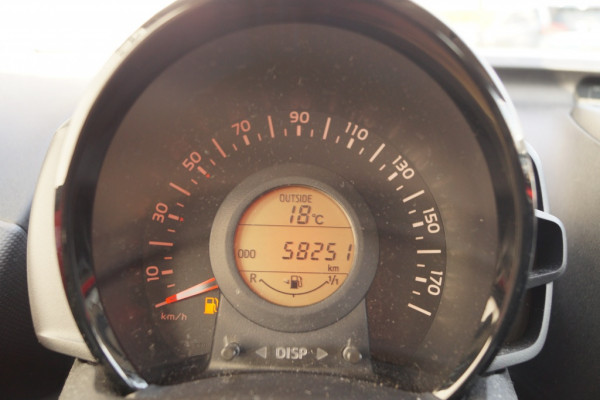 Toyota Aygo 1.0 VVT-i X-Fun -AIRCO-CRUISE-