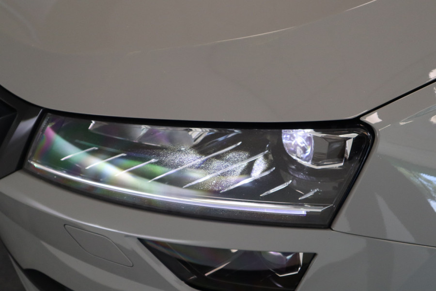 Škoda Karoq 1.5 TSI ACT Sportline Business CruiseControl Trekhaak Full-led