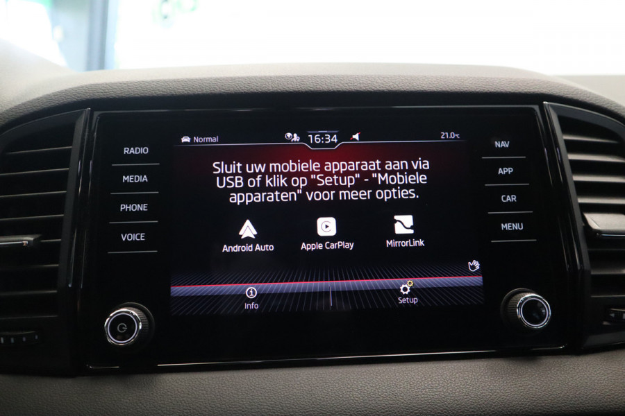 Škoda Karoq 1.5 TSI ACT Sportline Business CruiseControl Trekhaak Full-led