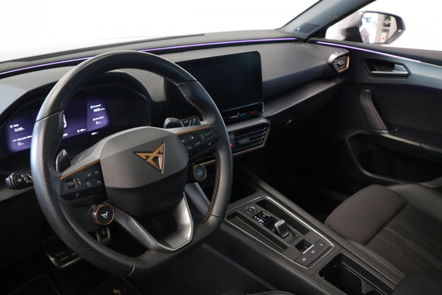 CUPRA Leon 2.0 TSI  VZ Performance 7 Automatic 300PK Panoramadak Navigatie Apple-CarPlay 19'lmv VCP PDC Beats Audio