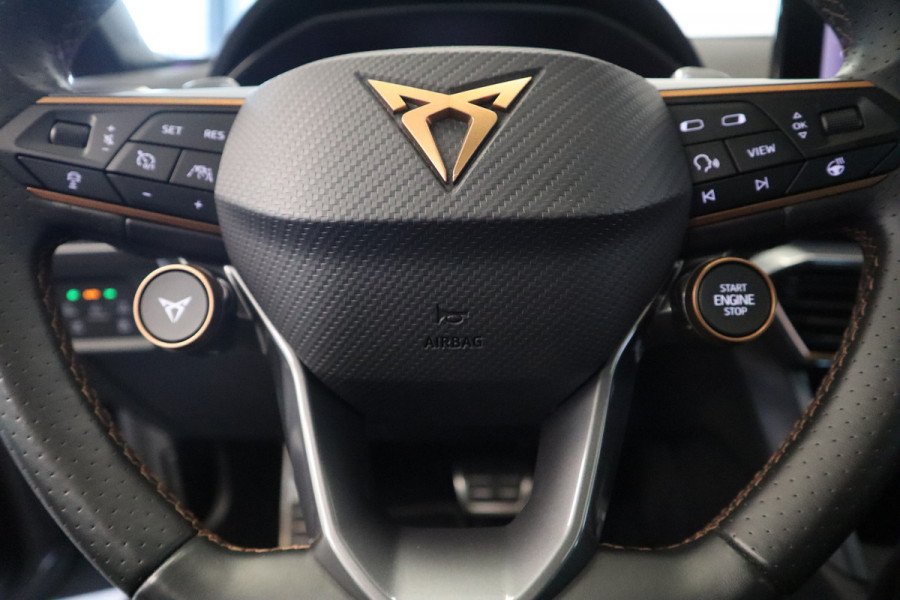 CUPRA Leon 2.0 TSI  VZ Performance 7 Automatic 300PK Panoramadak Navigatie Apple-CarPlay 19'lmv VCP PDC Beats Audio
