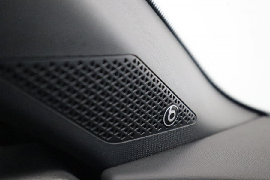 CUPRA Leon 2.0 TSI  VZ Performance 7 Automatic 300PK Panoramadak Navigatie Apple-CarPlay 19'lmv VCP PDC Beats Audio