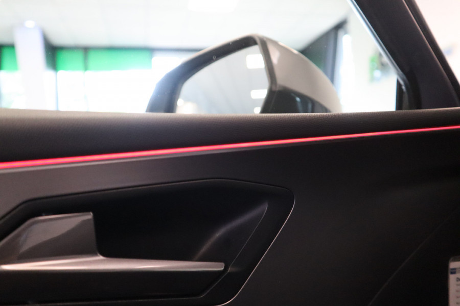 CUPRA Leon 2.0 TSI  VZ Performance 7 Automatic 300PK Panoramadak Navigatie Apple-CarPlay 19'lmv VCP PDC Beats Audio
