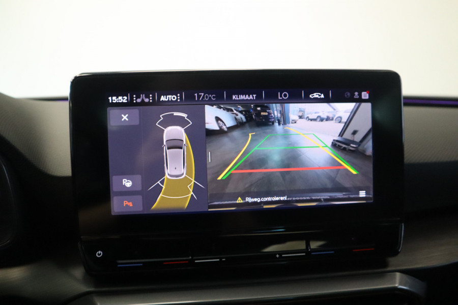 CUPRA Leon 2.0 TSI  VZ Performance 7 Automatic 300PK Panoramadak Navigatie Apple-CarPlay 19'lmv VCP PDC Beats Audio