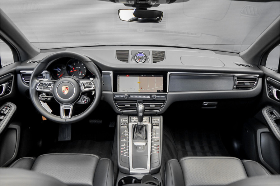 Porsche Macan 2.9 GTS Pano Sport Chrono Sport Design ACC Trekhaak