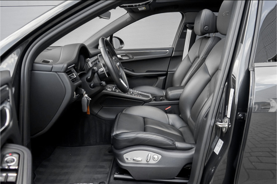Porsche Macan 2.9 GTS Pano Sport Chrono Sport Design ACC Trekhaak