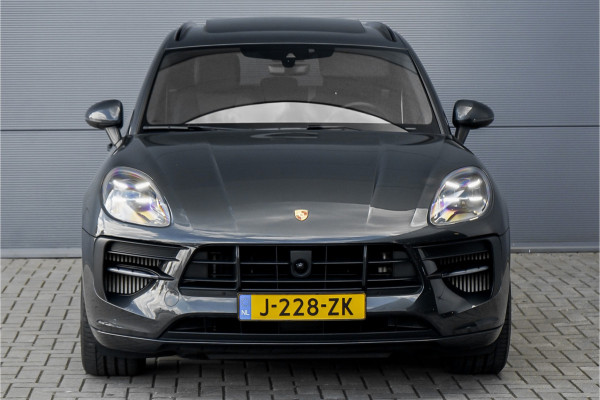 Porsche Macan 2.9 GTS Pano Sport Chrono Sport Design ACC Trekhaak