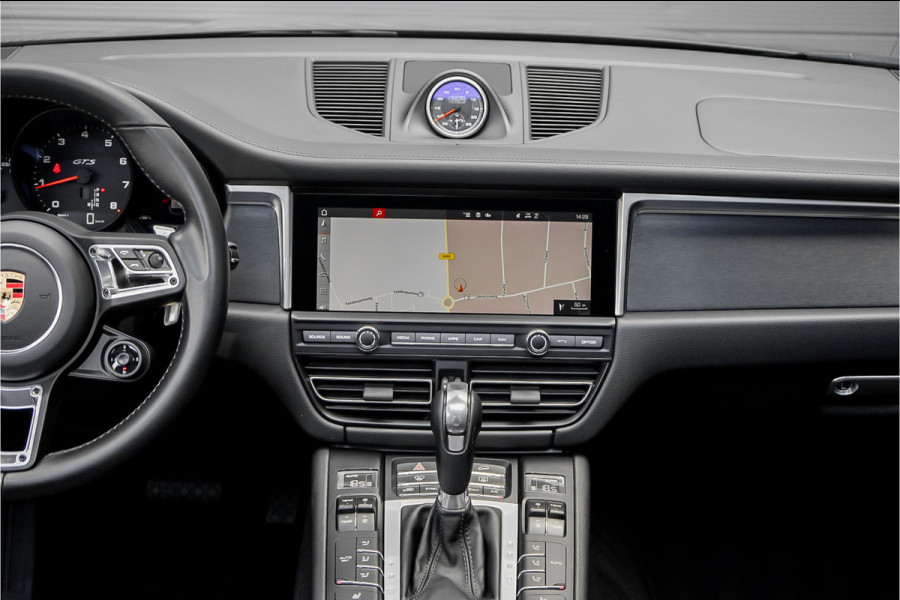 Porsche Macan 2.9 GTS Pano Sport Chrono Sport Design ACC Trekhaak