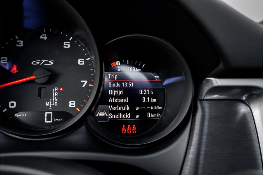 Porsche Macan 2.9 GTS Pano Sport Chrono Sport Design ACC Trekhaak