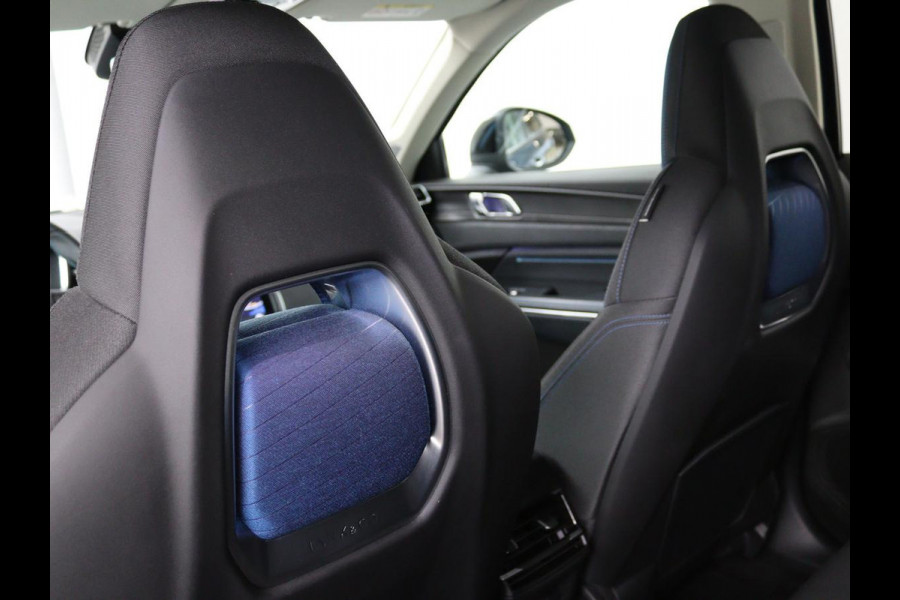 Lynk & Co 01 1.5 Plug In | Panoramadak | Infinity by Harman | Camera | Adaptive cruise | Stoelverwarming | Carplay | Memory | Full LED