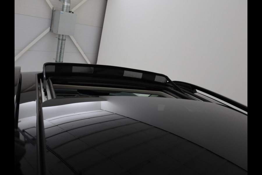 Lynk & Co 01 1.5 Plug In | Panoramadak | Infinity by Harman | Camera | Adaptive cruise | Stoelverwarming | Carplay | Memory | Full LED