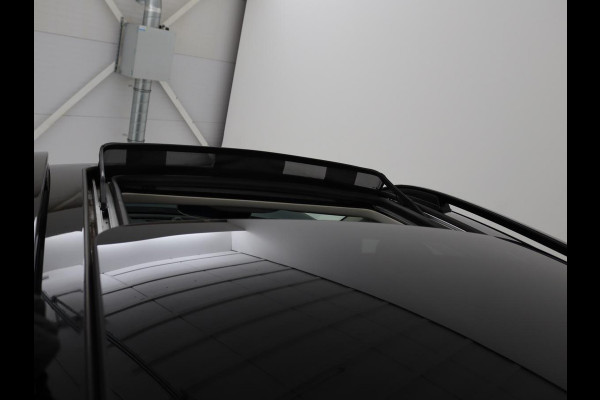 Lynk & Co 01 1.5 Plug In | Panoramadak | Infinity by Harman | Camera | Adaptive cruise | Stoelverwarming | Carplay | Memory | Full LED