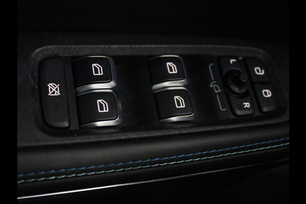 Lynk & Co 01 1.5 Plug In | Panoramadak | Infinity by Harman | Camera | Adaptive cruise | Stoelverwarming | Carplay | Memory | Full LED