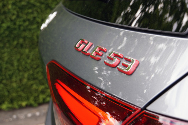 Mercedes-Benz GLE AMG 53 HYBRID 4MATIC+ | Burmester Luchtvering Pano Trekhaak Distronic Keyless Multibeam