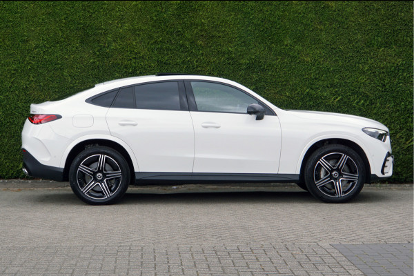 Mercedes-Benz GLC Coupé GLC 300 e 4MATIC AMG Line | Pano Burmester Distronic Memory Digital