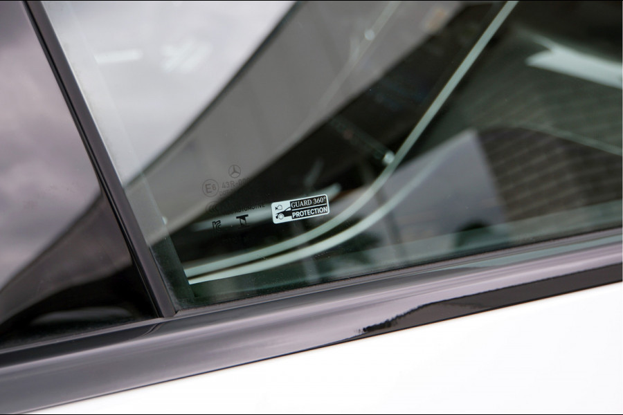 Mercedes-Benz GLC Coupé GLC 300 e 4MATIC AMG Line | Pano Burmester Distronic Memory Digital