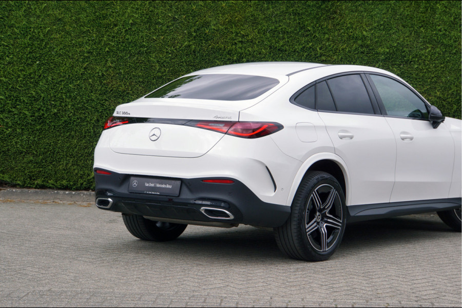 Mercedes-Benz GLC Coupé GLC 300 e 4MATIC AMG Line | Pano Burmester Distronic Memory Digital
