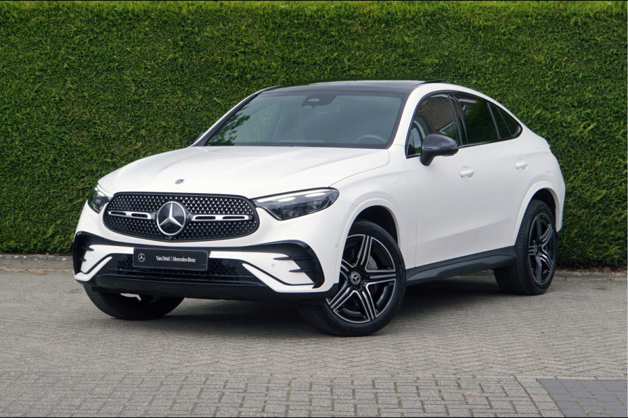 Mercedes-Benz GLC Coupé GLC 300 e 4MATIC AMG Line | Pano Burmester Distronic Memory Digital