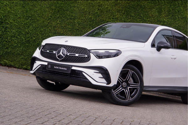 Mercedes-Benz GLC Coupé GLC 300 e 4MATIC AMG Line | Pano Burmester Distronic Memory Digital