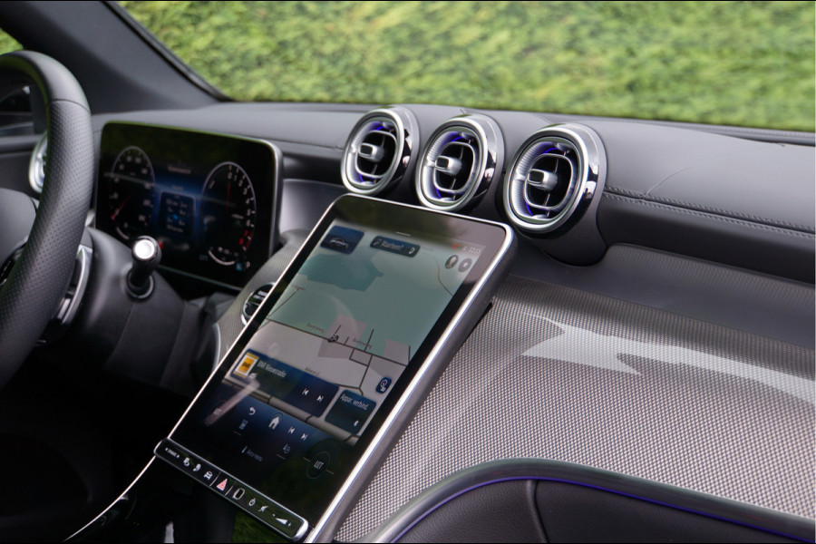Mercedes-Benz GLC Coupé GLC 300 e 4MATIC AMG Line | Pano Burmester Distronic Memory Digital