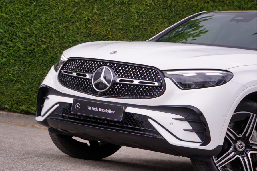 Mercedes-Benz GLC Coupé GLC 300 e 4MATIC AMG Line | Pano Burmester Distronic Memory Digital