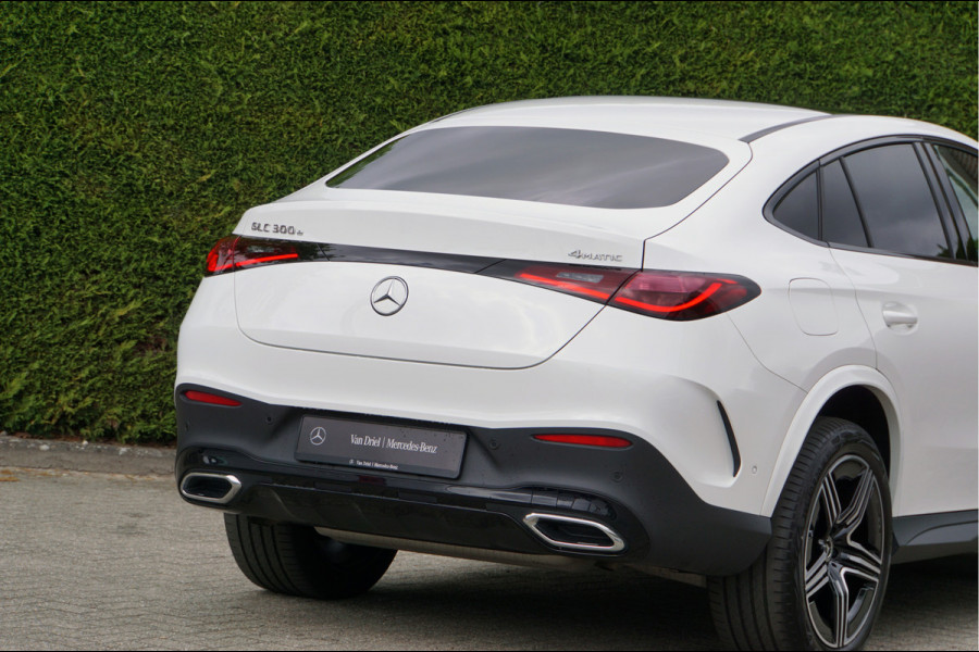 Mercedes-Benz GLC Coupé GLC 300 e 4MATIC AMG Line | Pano Burmester Distronic Memory Digital