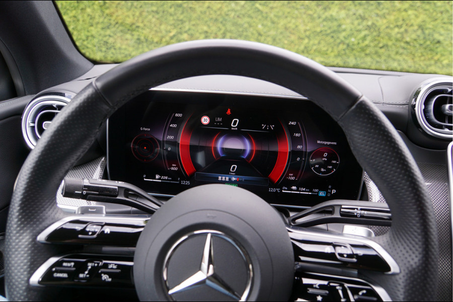 Mercedes-Benz GLC Coupé GLC 300 e 4MATIC AMG Line | Pano Burmester Distronic Memory Digital