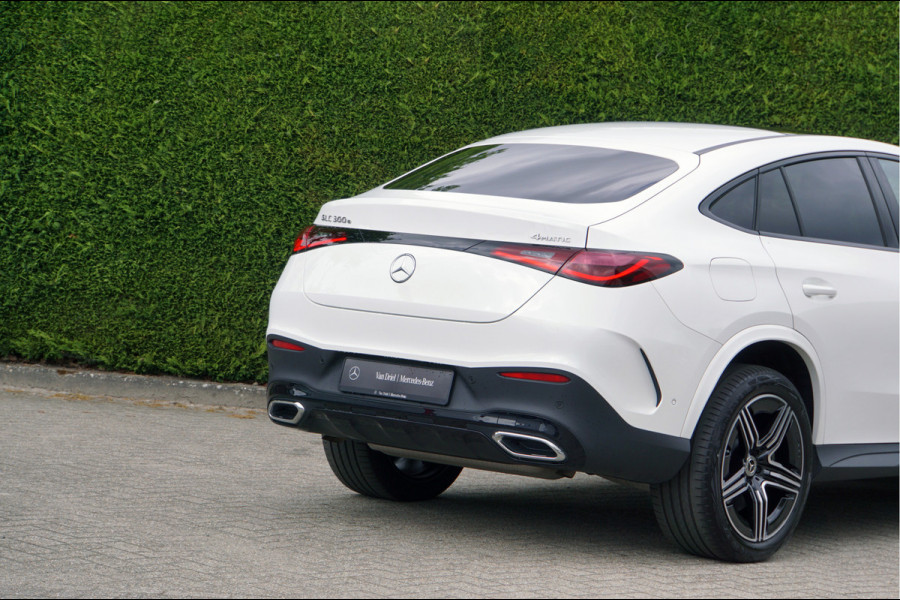 Mercedes-Benz GLC Coupé GLC 300 e 4MATIC AMG Line | Pano Burmester Distronic Memory Digital