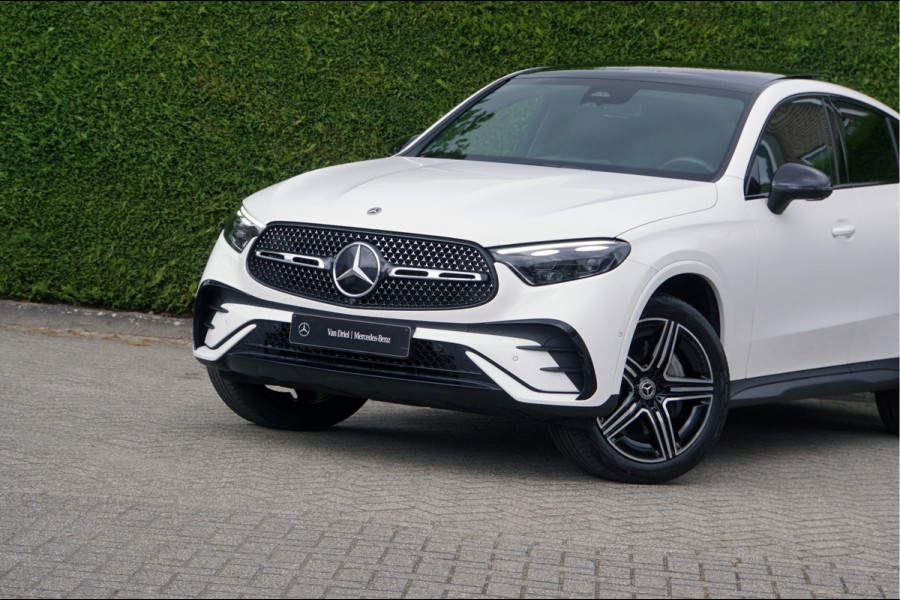 Mercedes-Benz GLC Coupé GLC 300 e 4MATIC AMG Line | Pano Burmester Distronic Memory Digital