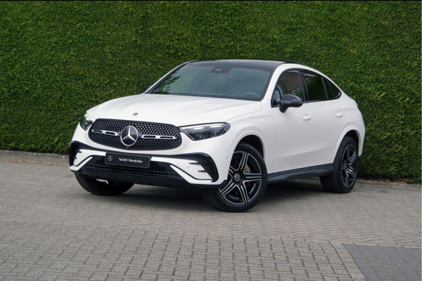 Mercedes-Benz GLC Coupé GLC 300 e 4MATIC AMG Line | Pano Burmester Distronic Memory Digital