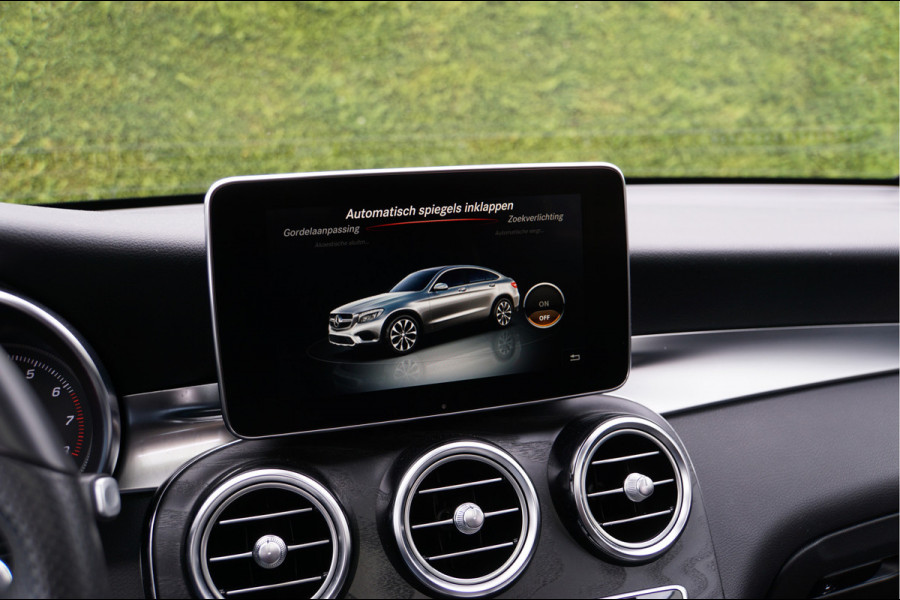 Mercedes-Benz GLC Coupé GLC 250 4MATIC AMG line | Schuifdak Burmester Memory Distronic Keyless