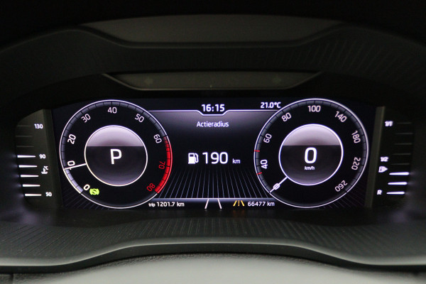Škoda Karoq 1.0 TSI Style Business Automaat LED, Canton, Apple Carplay, Camera, ACC, Stuur-/Stoelverw., PDC