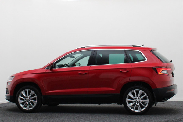 Škoda Karoq 1.0 TSI Style Business Automaat LED, Canton, Apple Carplay, Camera, ACC, Stuur-/Stoelverw., PDC