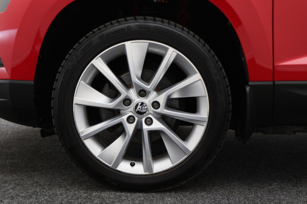 Škoda Karoq 1.0 TSI Style Business Automaat LED, Canton, Apple Carplay, Camera, ACC, Stuur-/Stoelverw., PDC