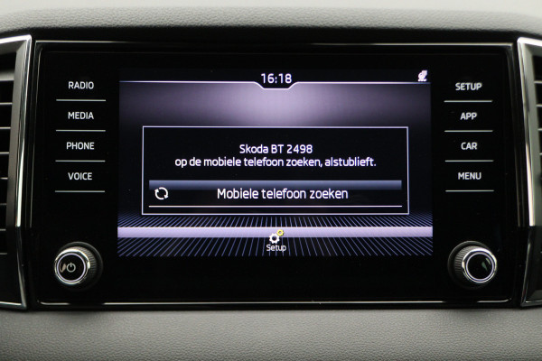 Škoda Karoq 1.0 TSI Style Business Automaat LED, Canton, Apple Carplay, Camera, ACC, Stuur-/Stoelverw., PDC