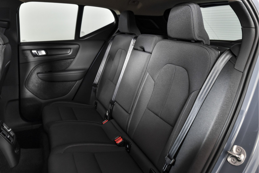 Volvo XC40 1.5 T4 Plug-in hybrid Inscription Expression | Dig. Cockpit | Adapt. Cruise | Stoel-+Stuurverw. | PDC | 360 Camera | NAV + App. Connect | ECC | Elek. Klep | LM 19" | 8514